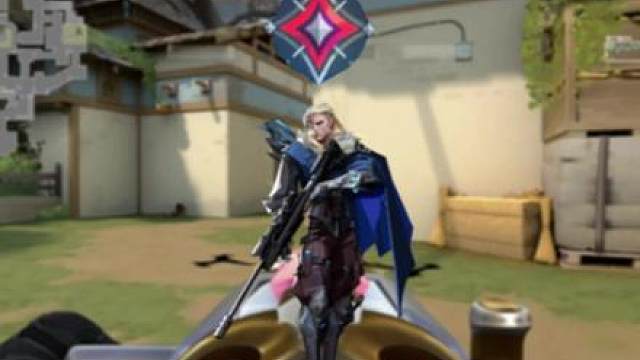 猎枭大王带着奥丁来到无畏契约