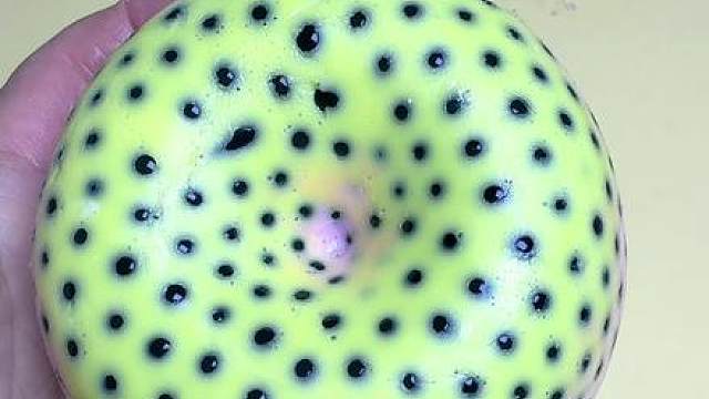 密集恐惧症犯了