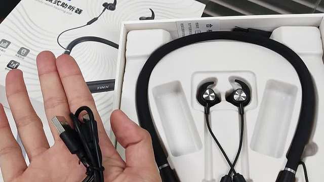 助听器哪里选配好？老人佩戴舒适款助听器推荐！