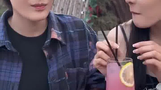 老大傻，老二尖，家里最坏的是老三  ​