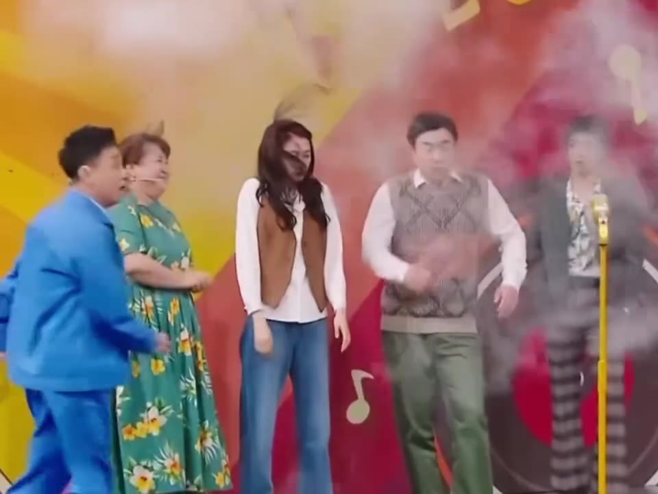 贾玲要是不唱出来还真以为是对的