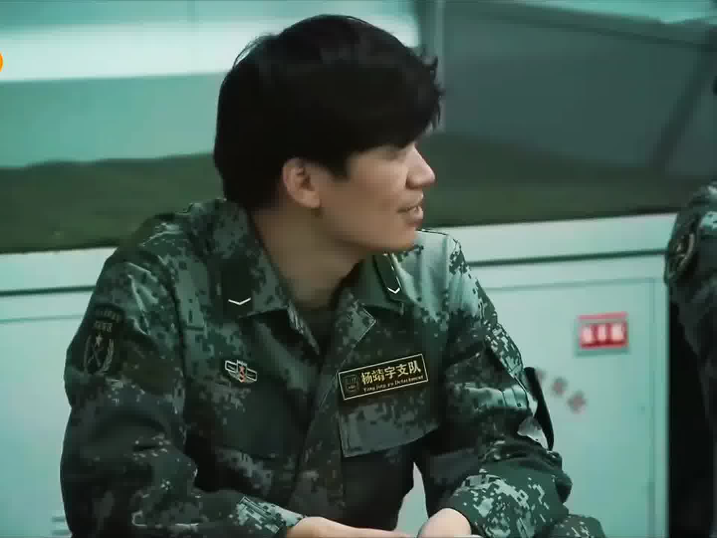 真正男子汉杜海涛贴脸开大王宝强脑子不行