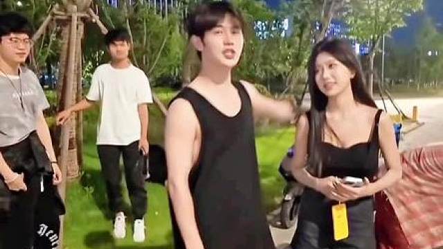 晚霞与玫瑰共绘浪漫，你是我藏在心里的爱意泛滥