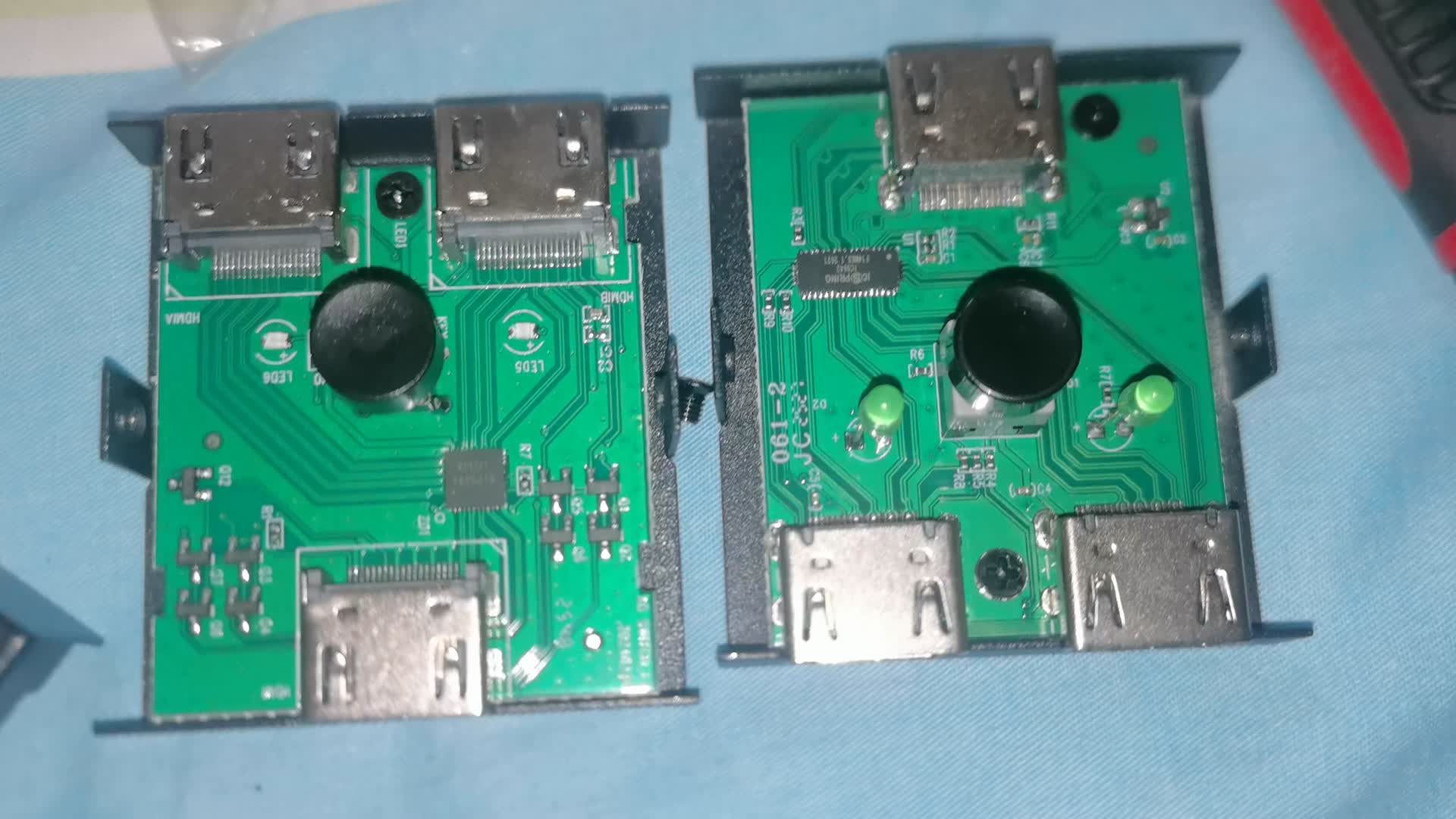 HDMI一分二分配器拆机附方案对比（IC9842 AS1221）