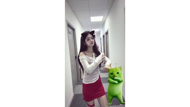 外星小绿猫