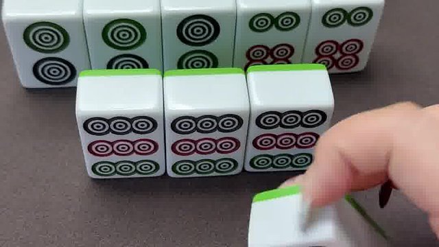 这个四饼怎么胡？！ 小  抖起来