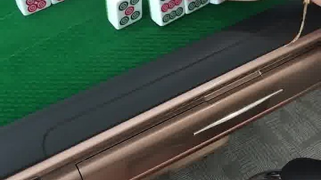 这牌这么打行不行啊！