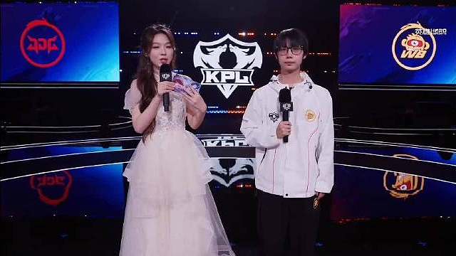 胜采 暖阳
暖阳七连MVP
和改革没关系，自己身心压力太大了，导致出点问题。
大家上一场打完回去聊了