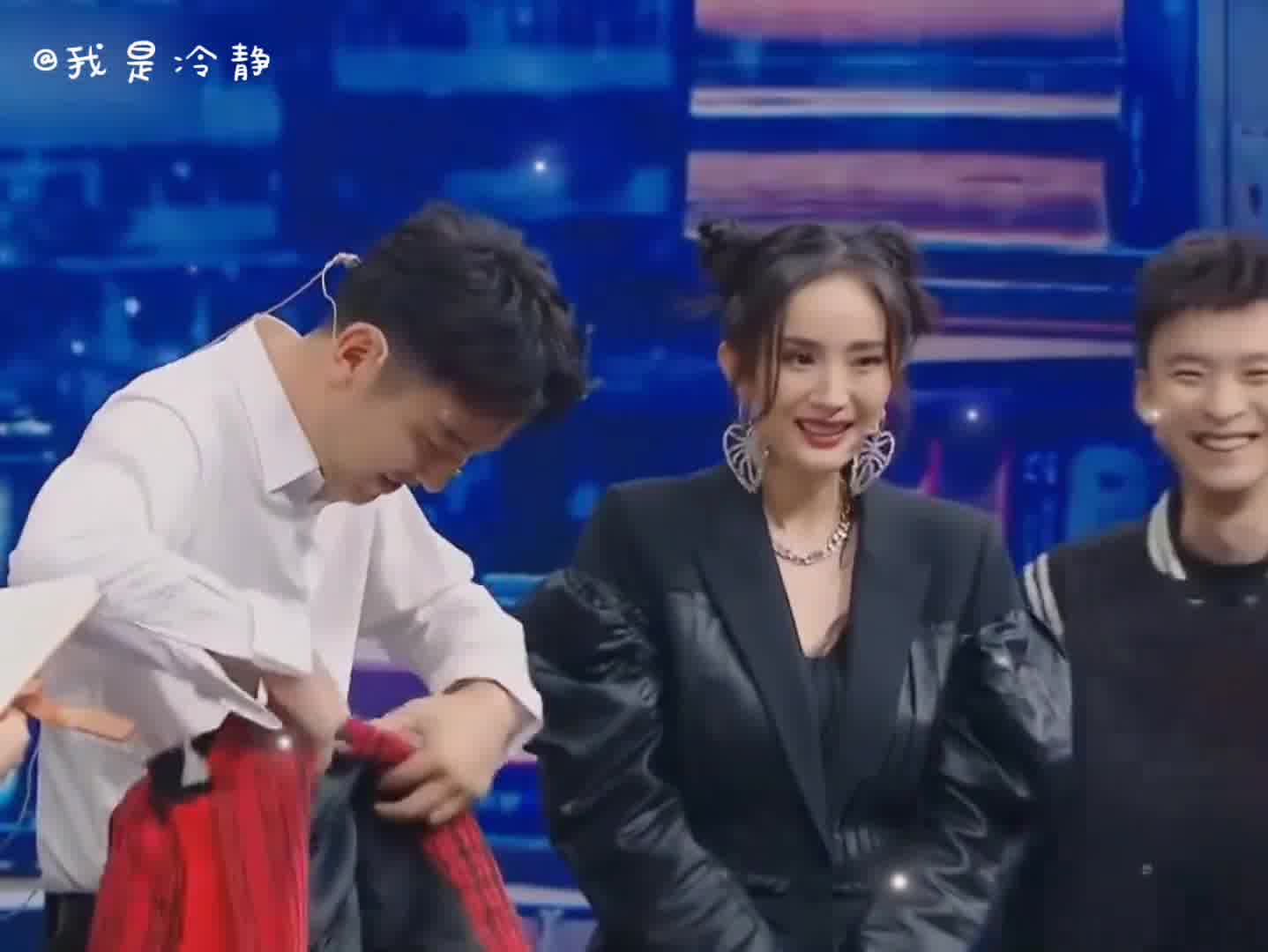 到底是衣服的问题，还是人的问题？