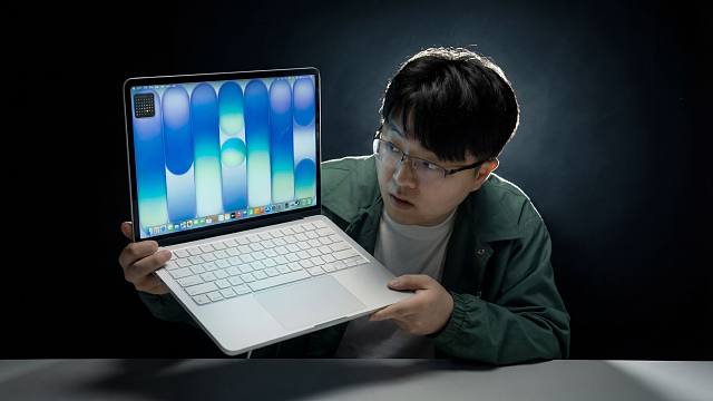 平板杀手来了！3599元的苹果笔记本是什么体验？