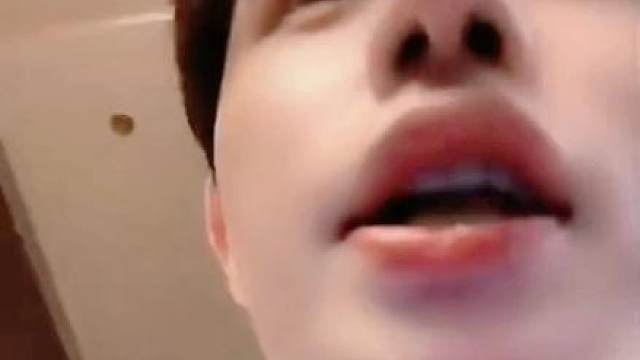 牵个小狗狗？？？