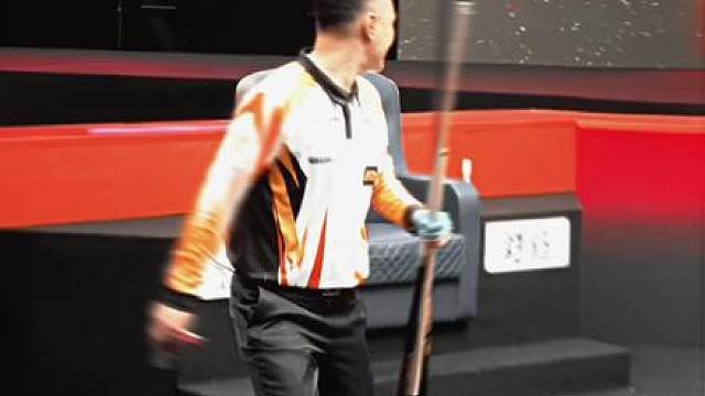 天王秀身法。