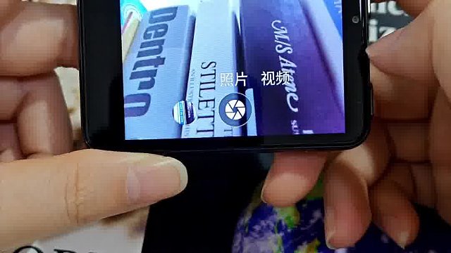 巨巨巨...屏手表？