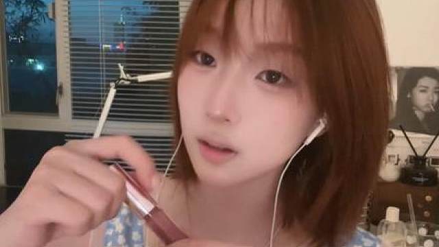 沉浸式叠图涂唇釉！还有亲吻手指&口水画