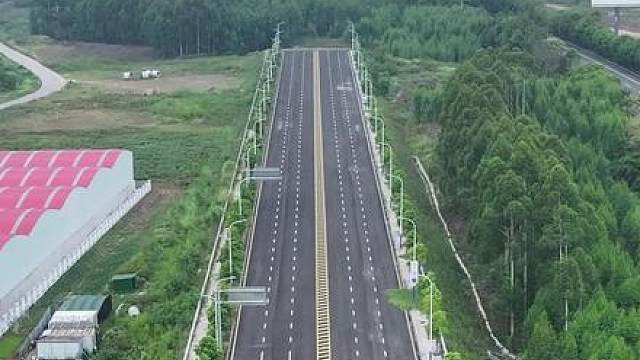 在重庆发现一条奇特的公路