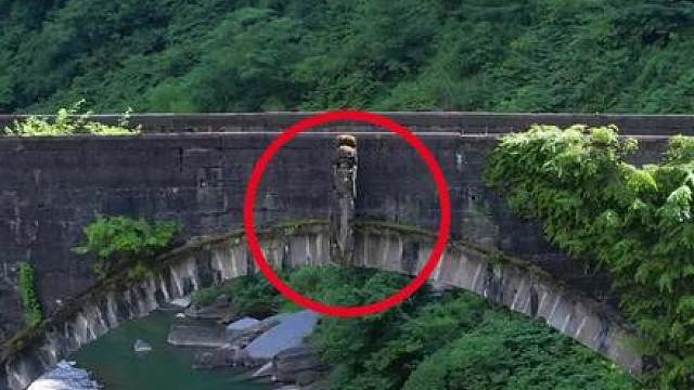 渝贵茶马古道必经之桥，南川石梁桥，龙头龙尾镂空雕刻，活灵活现，惊叹古人的工匠精神。
