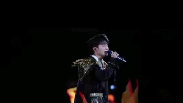 周深献唱王者荣耀世界开服主题曲《有你在的世界》