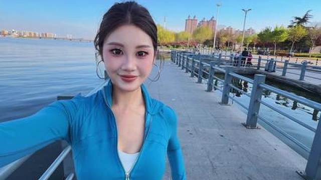 就这样一路跑进洛克王国！