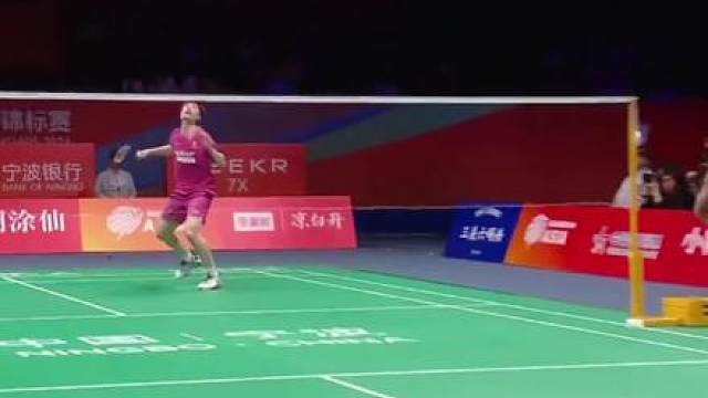 国羽一哥石宇奇vs省队一哥周天成!一场羽坛焦点之战注定充满悬念与看点
