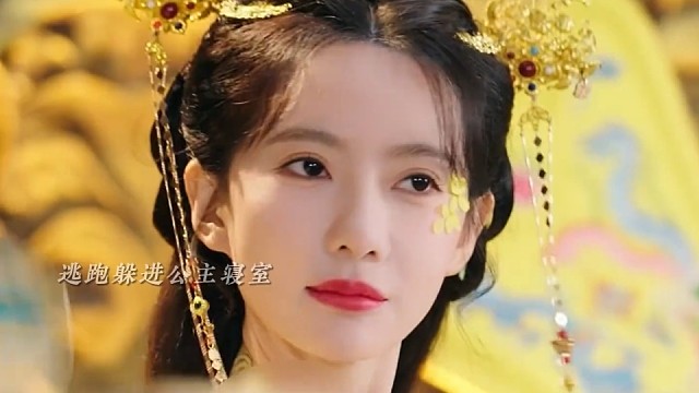 曾小贤当年你糊涂呀，现在她已经是别人的妻子了#二龙湖浩哥之神医张一针  #二龙湖浩哥 #这是诺澜吗不