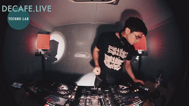 DJ CabAA Techno Lab 演出切片