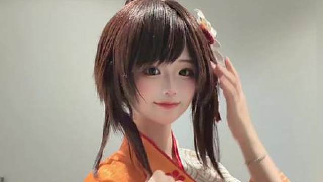 ？？你赢了 审核你好我已成年！服装正常啥也没露！不存在低俗暗示！