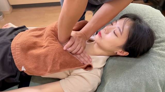 韩国小姐姐正骨