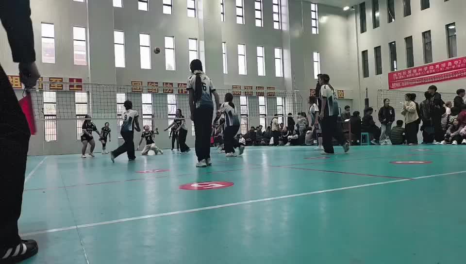 信工VS管院1（女生小组）