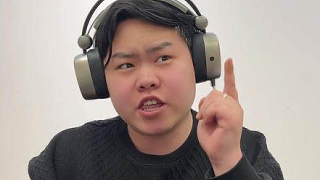抓紧多囤点身份牌！新赛季和赛季任务都很有用！
