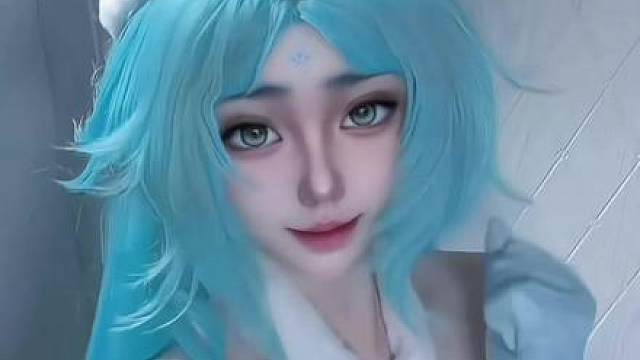 建模款冷脸萌