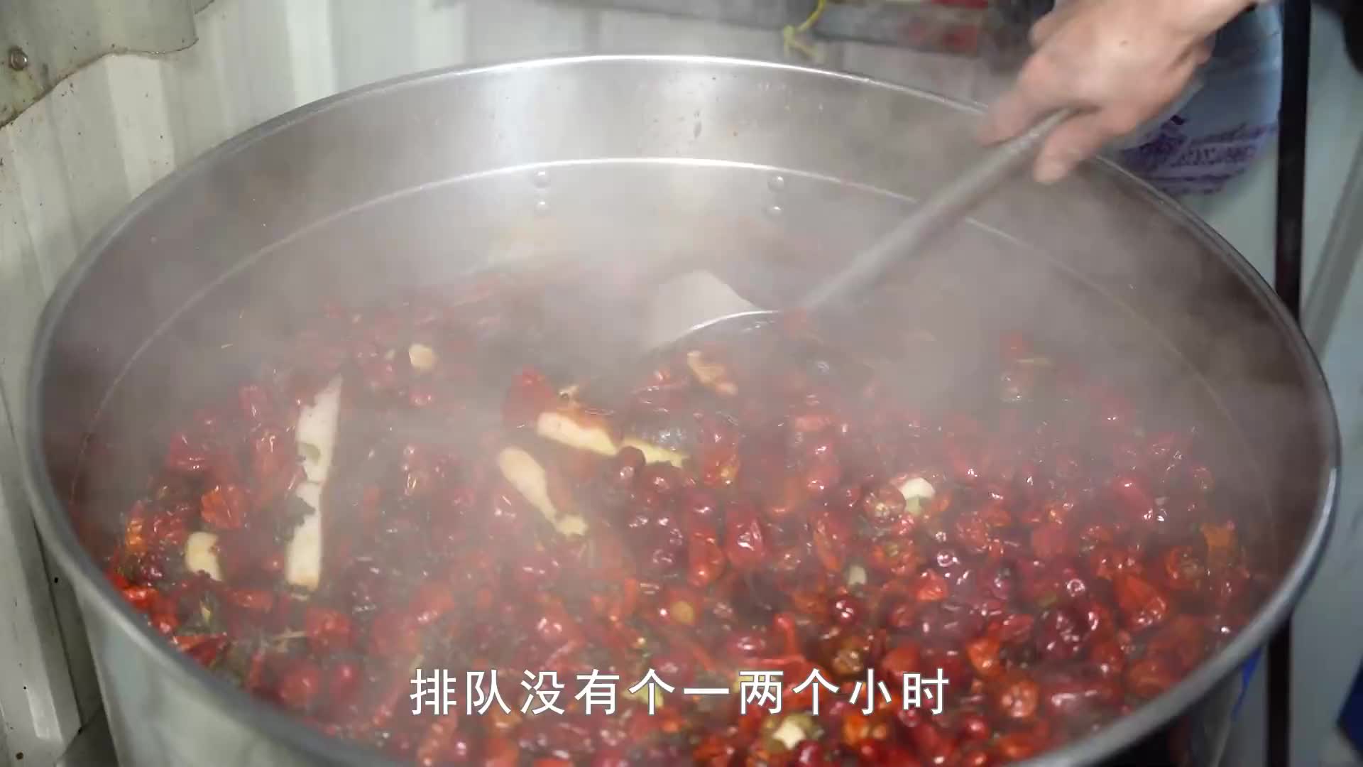 厦门大姐做餐饮15年，买了5房子6车位，1天14小时，直言太累了