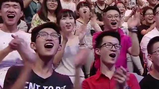 能让整个央视演播大厅被人沸腾的，恐怕只有他一人