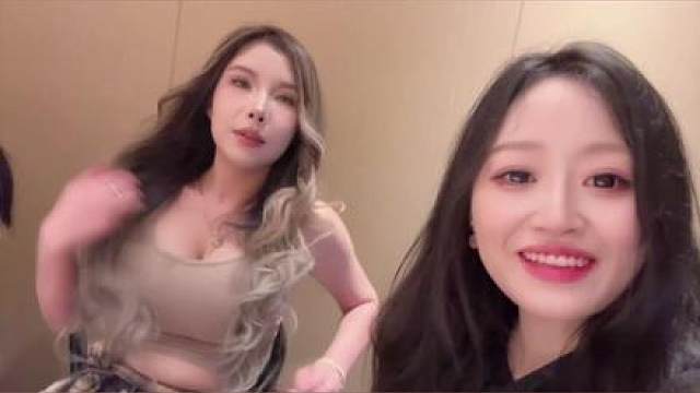 ？？？？？？？？？？帽帽你干嘛
