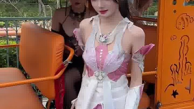 本来要选第一个，但是奈何第二个有实力