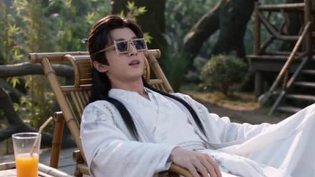 魔尊退休当凡人，隐世百年，只想种田养老