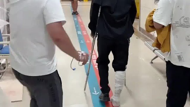 你们两个都反啦