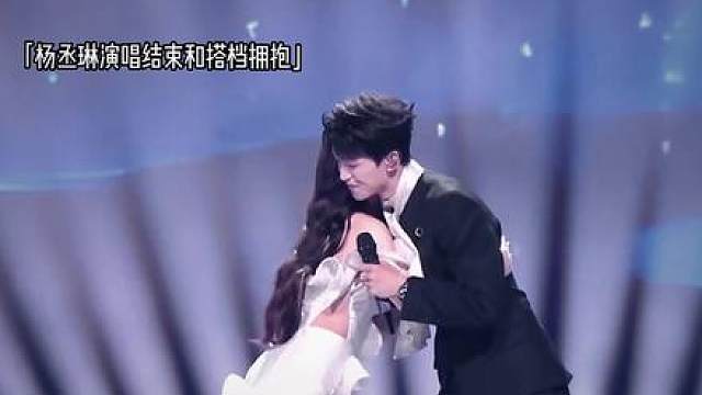 “周深：导播老师你要毁了我吗？”