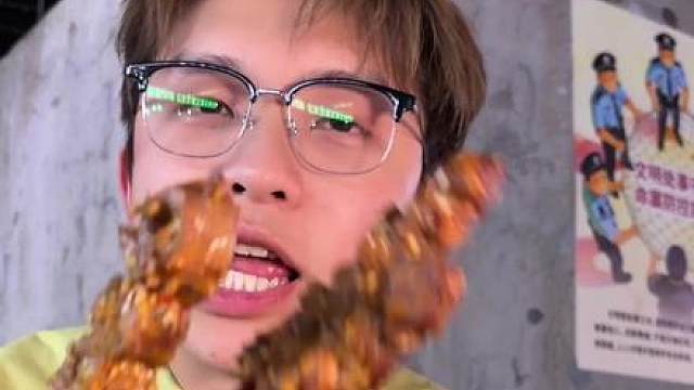 南宁街头果酱烧烤初体验，这味道太上头了！