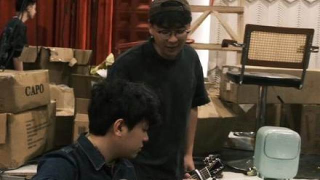 乔迁那日打扰废物