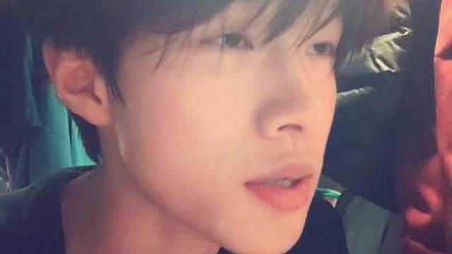 我不唱声嘶力竭的情歌