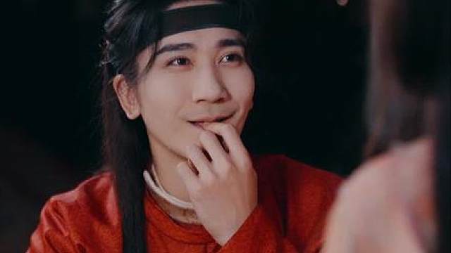 亡国太子冷华年修炼缩阳神功，伪装太监潜伏仇人女帝身侧。