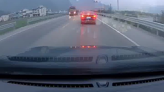 措手不及