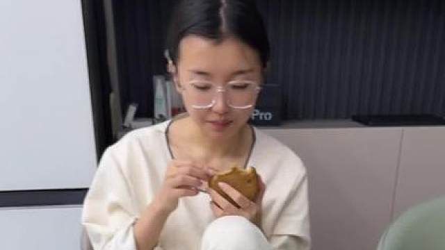 早会过早住别墅了，炒西瓜皮