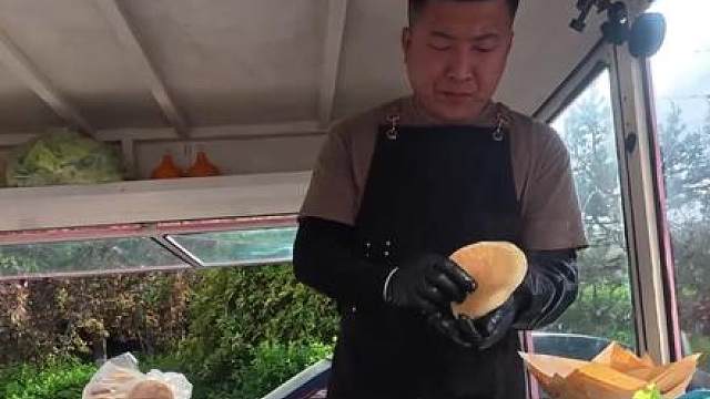 低情商：那天我故意整了你，高情商：那天我有点没发挥好。