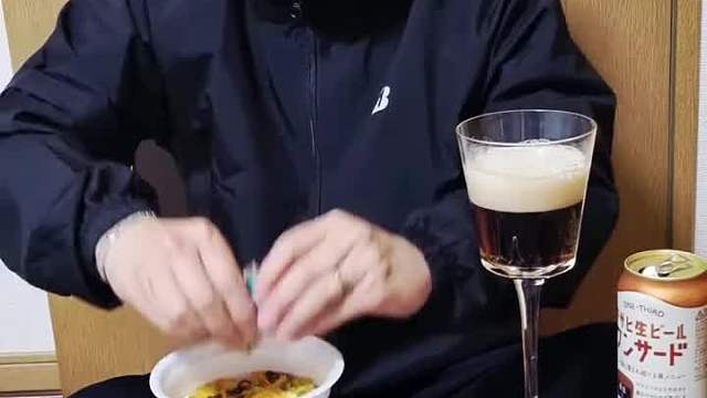 日本独居大叔的宵夜，自己动手丰衣足食