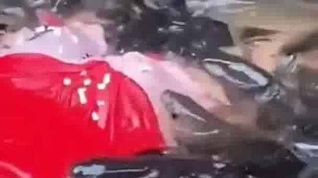 腥 型 按 摩