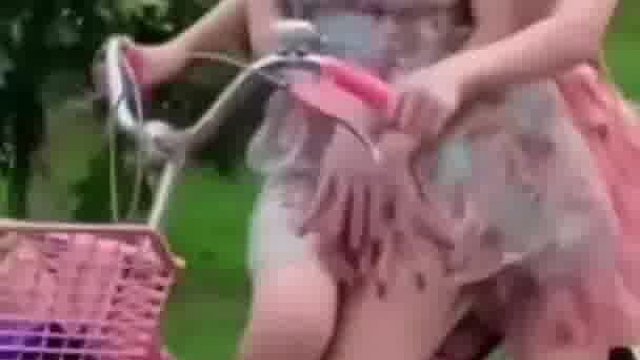 风儿轻轻地吹