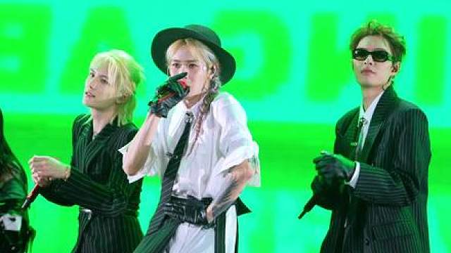 ONER温州演唱会《To The Top》现场！这口号也太权威了吧！