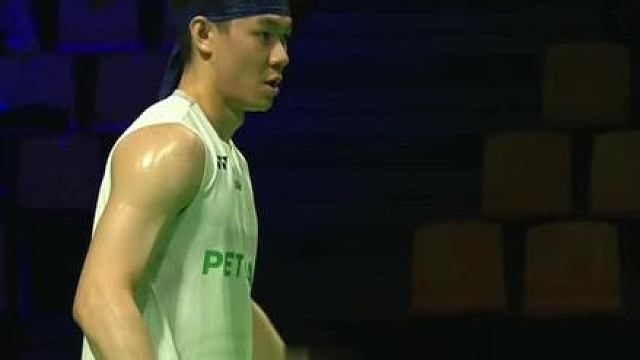 李梓嘉复出首战成关键分先生，2-0战胜纳迪姆助大马男团逆转险胜英格兰