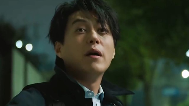 这分手的场面有点壮观了